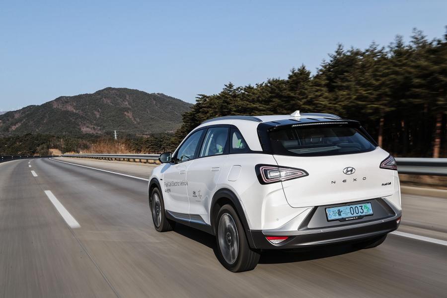  Hyundai NEXO 2018 года  (KR) (фото 28 из 35)